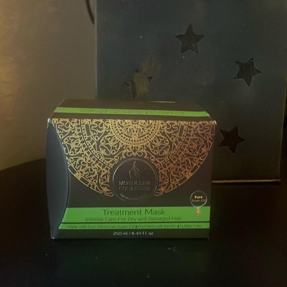Moroccan Gold Series treatment mask (green label). Never used